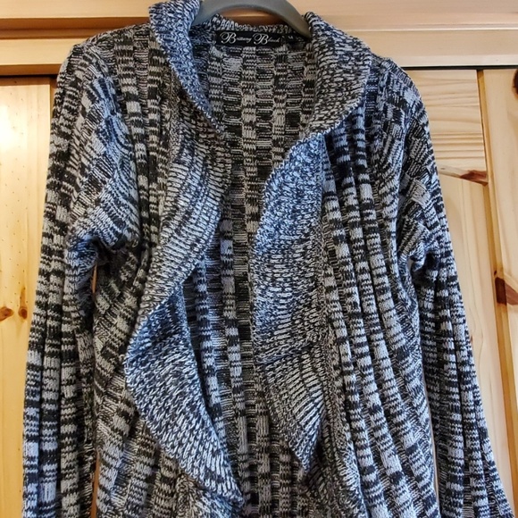 Cardigan - Picture 4 of 4